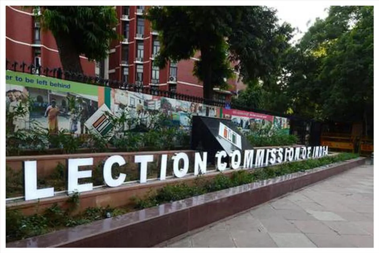 ঘোষিত হল না গুজরাটে নির্বাচনের দিন