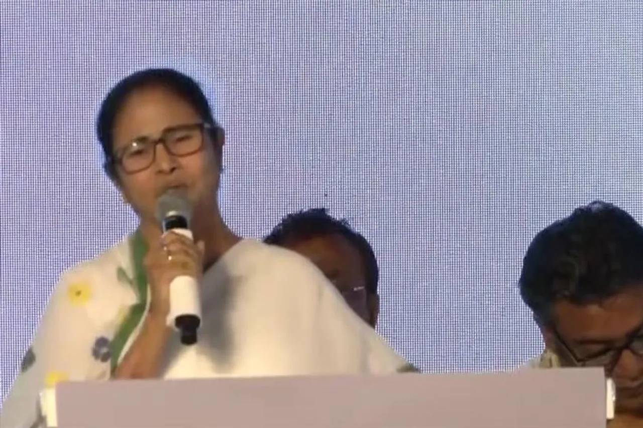 বাংলাকে ভাঙা সহজ নয়ঃ মমতা