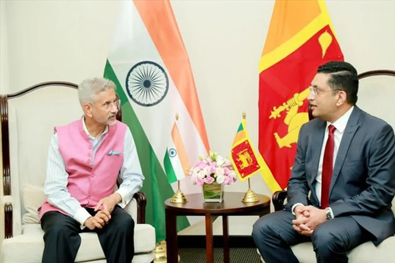 শ্রীলঙ্কার পররাষ্ট্রমন্ত্রী আলী সাবরির সঙ্গে অবকাঠামো, জ্বালানি খাতে সহযোগিতা নিয়ে আলোচনা করলেন জয়শঙ্কর
