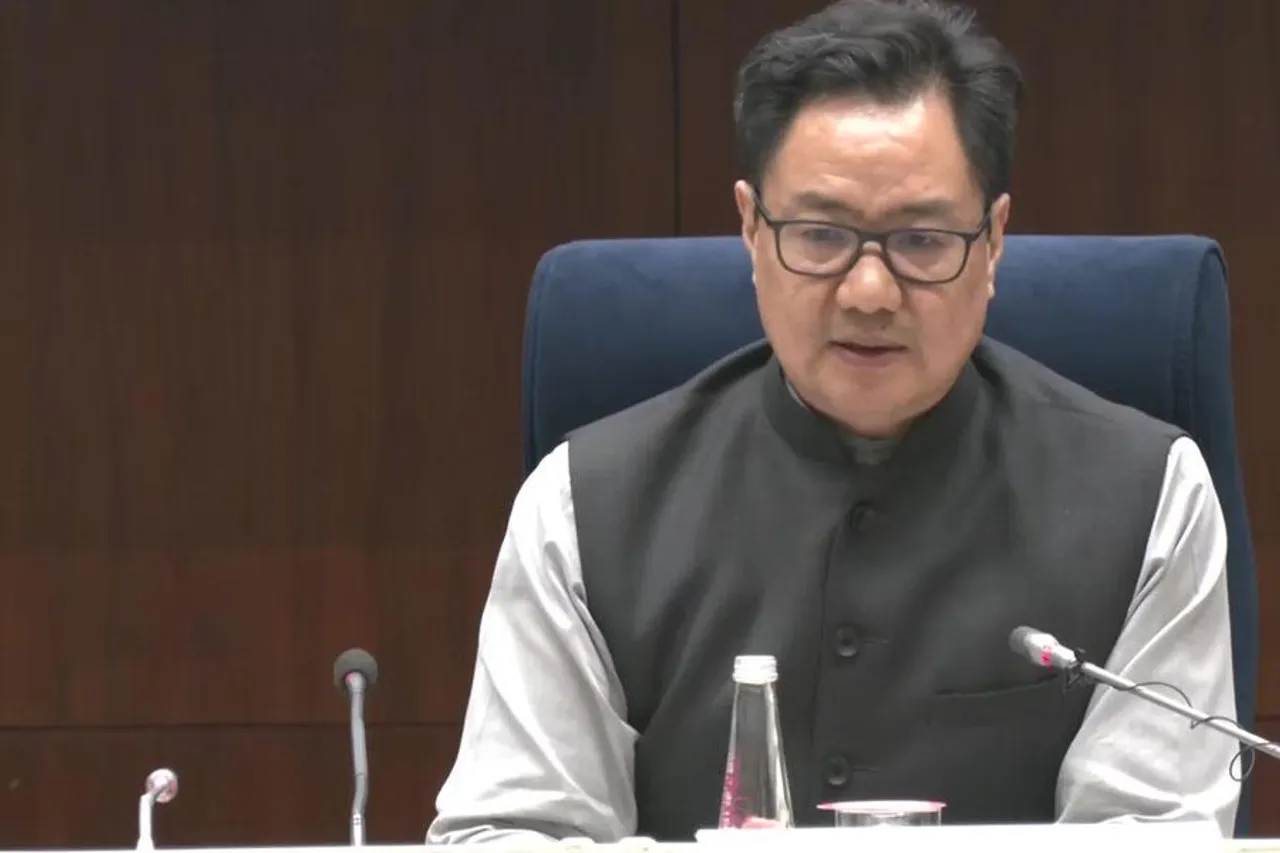 পাস হল জাতীয় বিচার বিভাগীয় পরিকাঠামো কর্তৃপক্ষ গঠনের প্রস্তাব