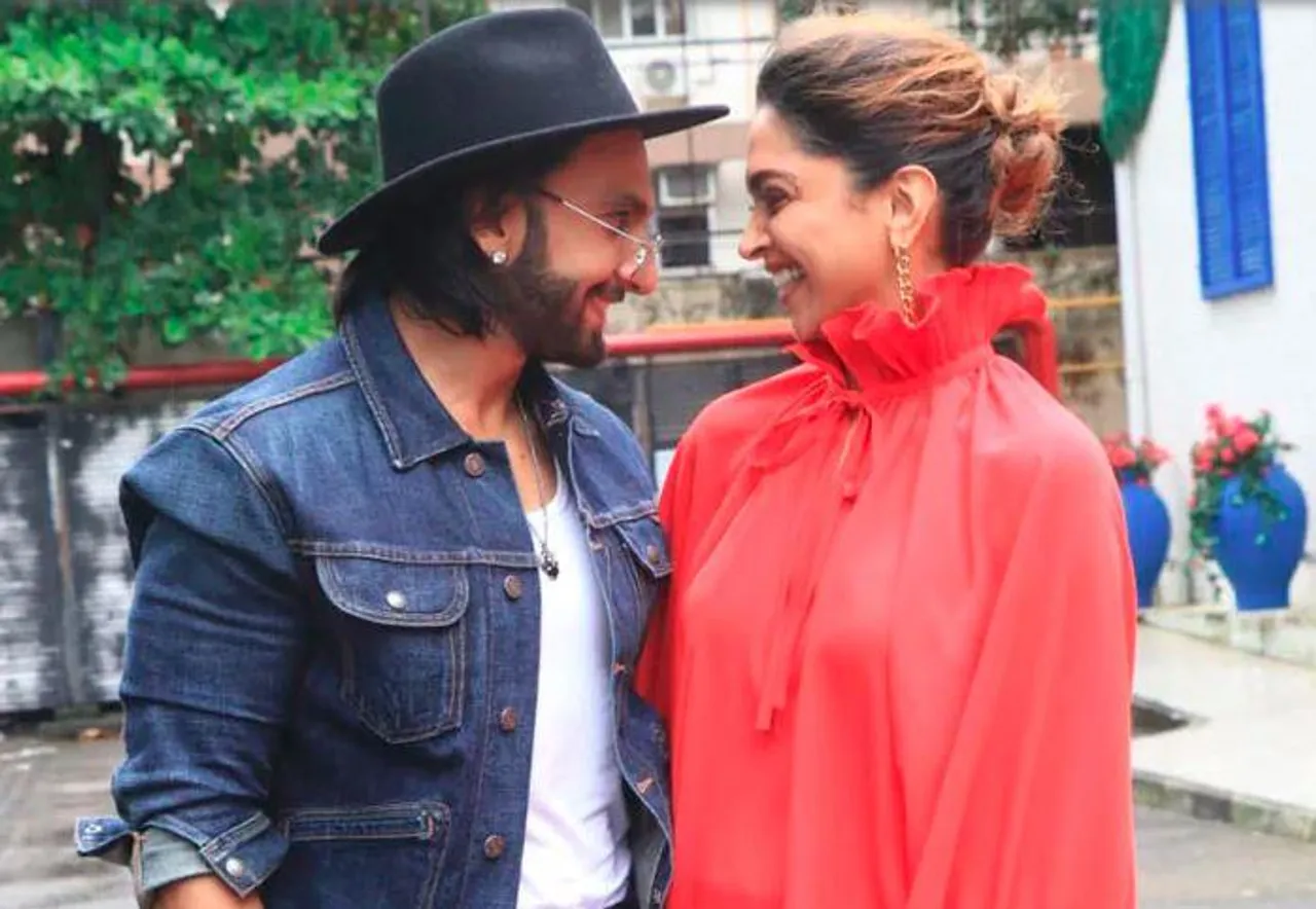 মায়ের জন্মদিনে দীপিকার জন্যে বিশেষ নাচে ফ্লোর কাঁপালেন রনবীর সিং, দেখুন ভিডিও