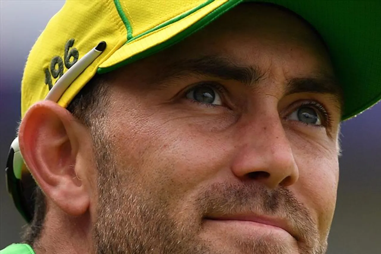 ইংল্যান্ডের বিরুদ্ধে ওডিআই সিরিজ থেকে বাদ পড়লেন গ্লেন ম্যাক্সওয়েল