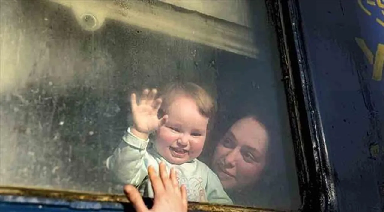 ইউক্রেনে অর্ধেকেরও বেশি শিশু যুদ্ধে ঘরছাড়া