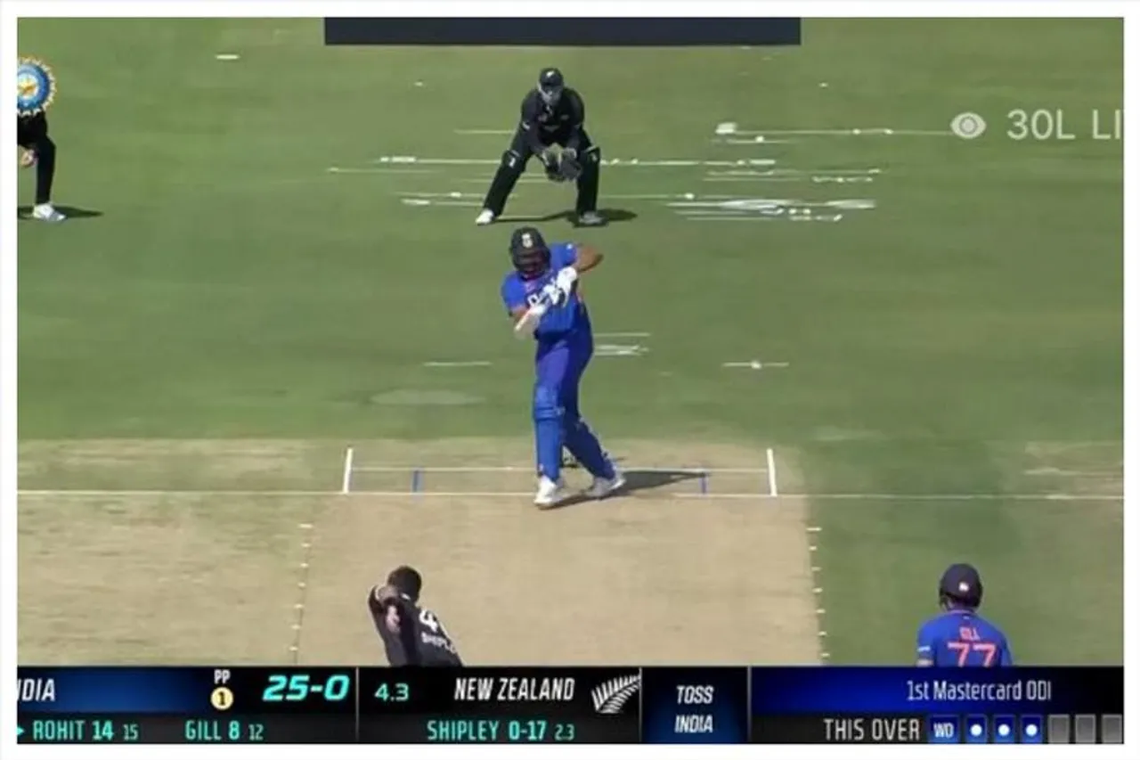 ছয় মেরে রোহিতের রেকর্ড