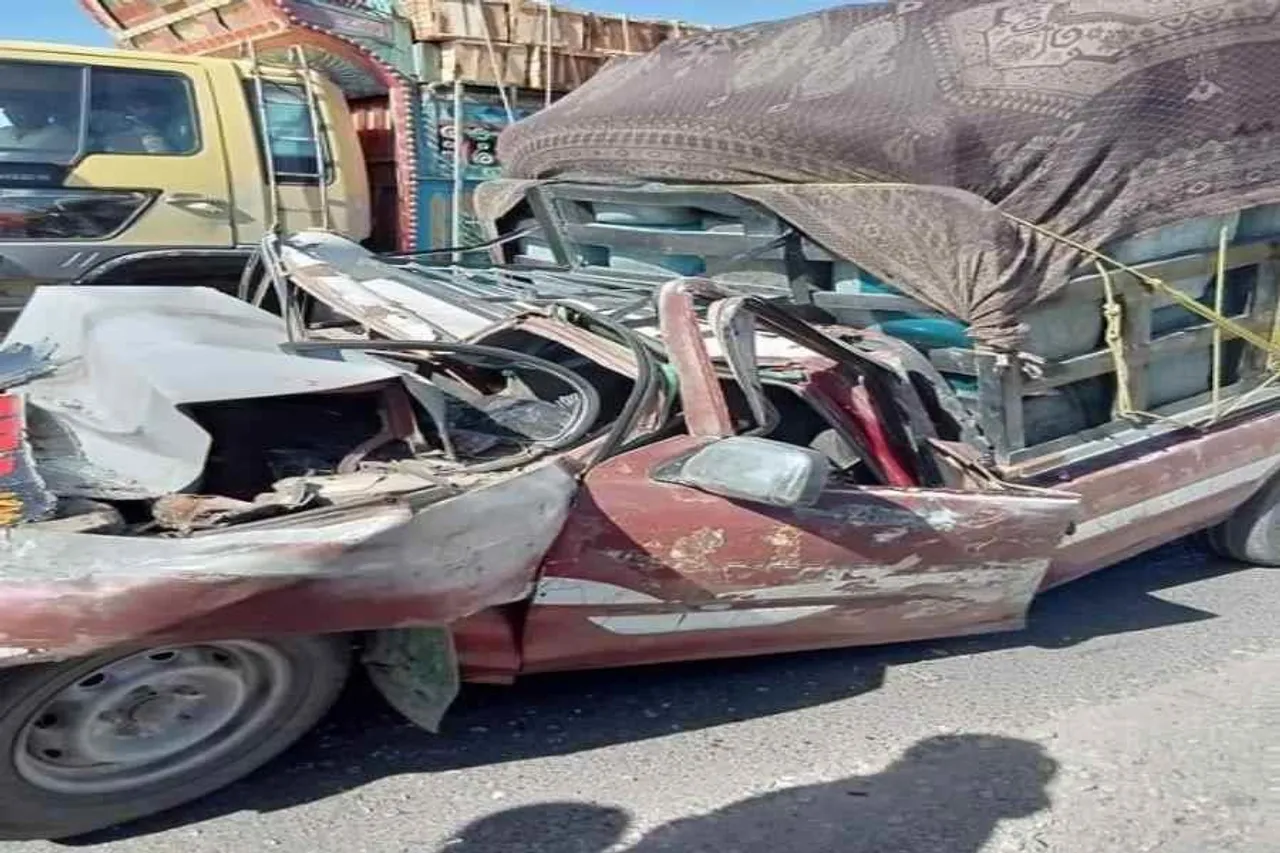 ভয়াবহ সড়ক দুর্ঘটনা, গুরুতর আহত একাধিক