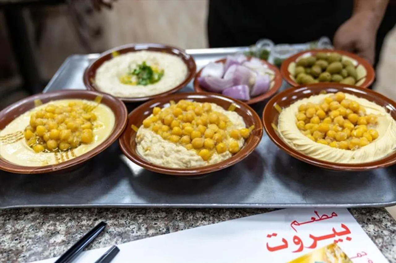 বিশ্বকাপের আবহে বেইরুত রেস্তরাঁর সাবেকি ঘরানা