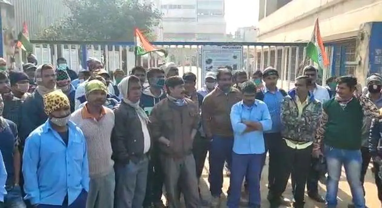 শিল্পাঞ্চলে শ্রমিক বিক্ষোভ ঘিরে উত্তেজনা