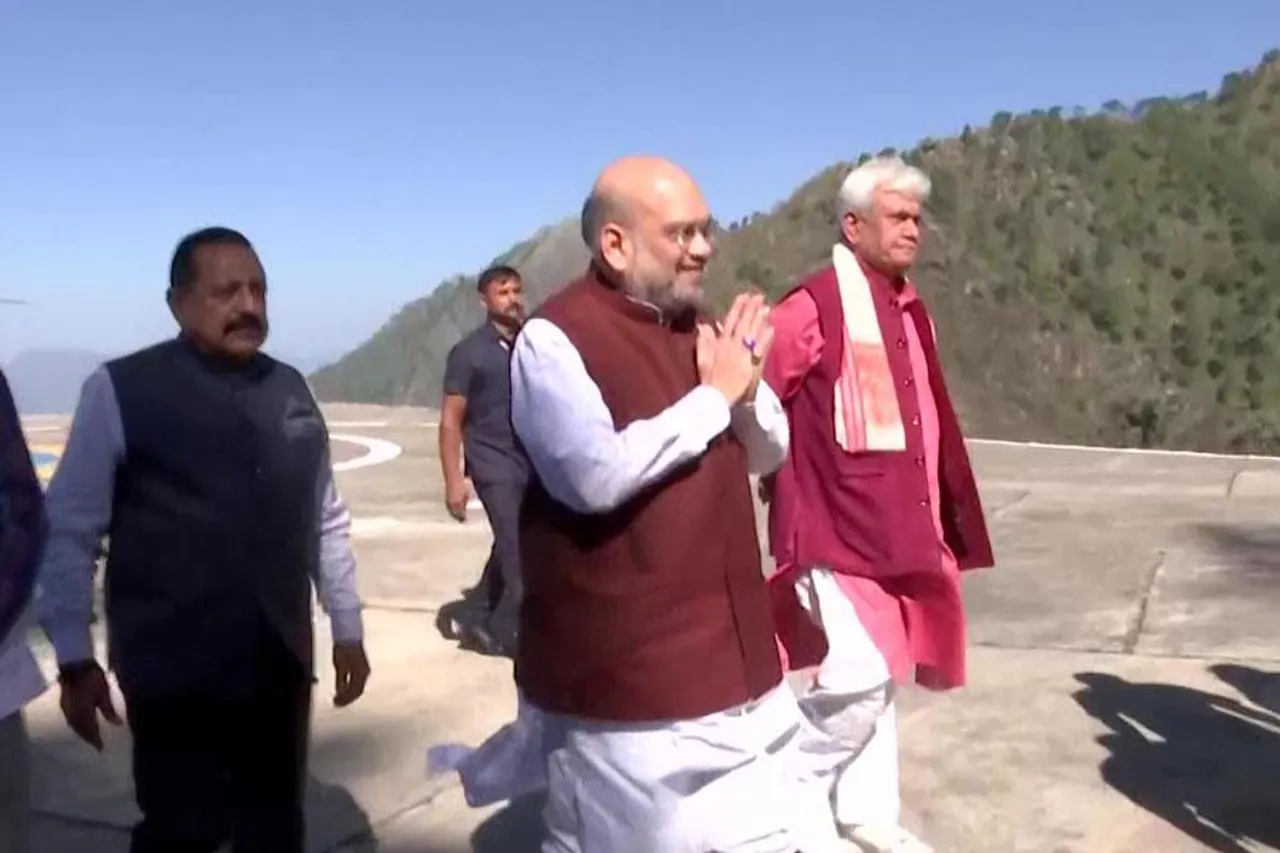 জম্মু কাশ্মীর সফরে অমিত শাহ