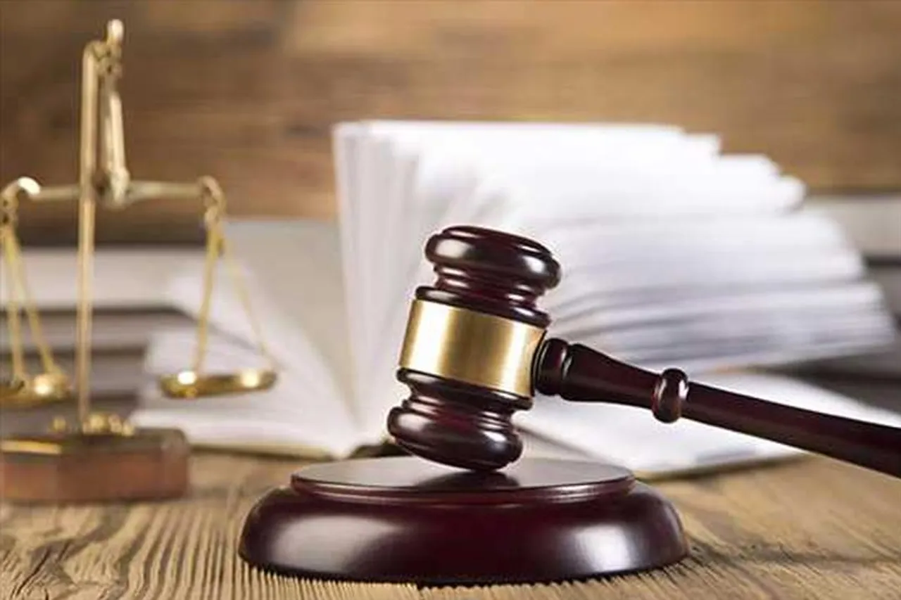 আদালতে তোলা হল ধর্ষণের অভিযোগে গ্রেফতার হওয়া যুবককে