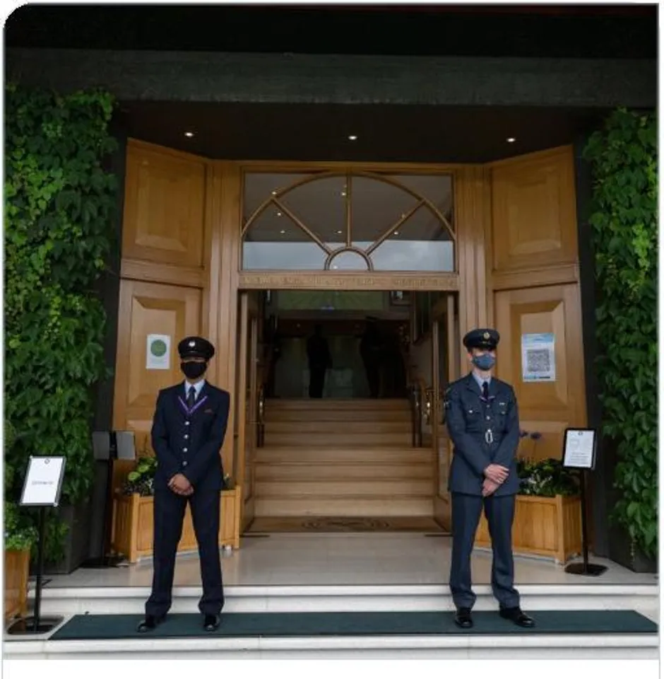 উইম্বলডনএ সার্ভিস স্টেয়ার্ডসদের জন্য ৭৫ তম বার্ষিকী অনুষ্ঠান উৎযাপন