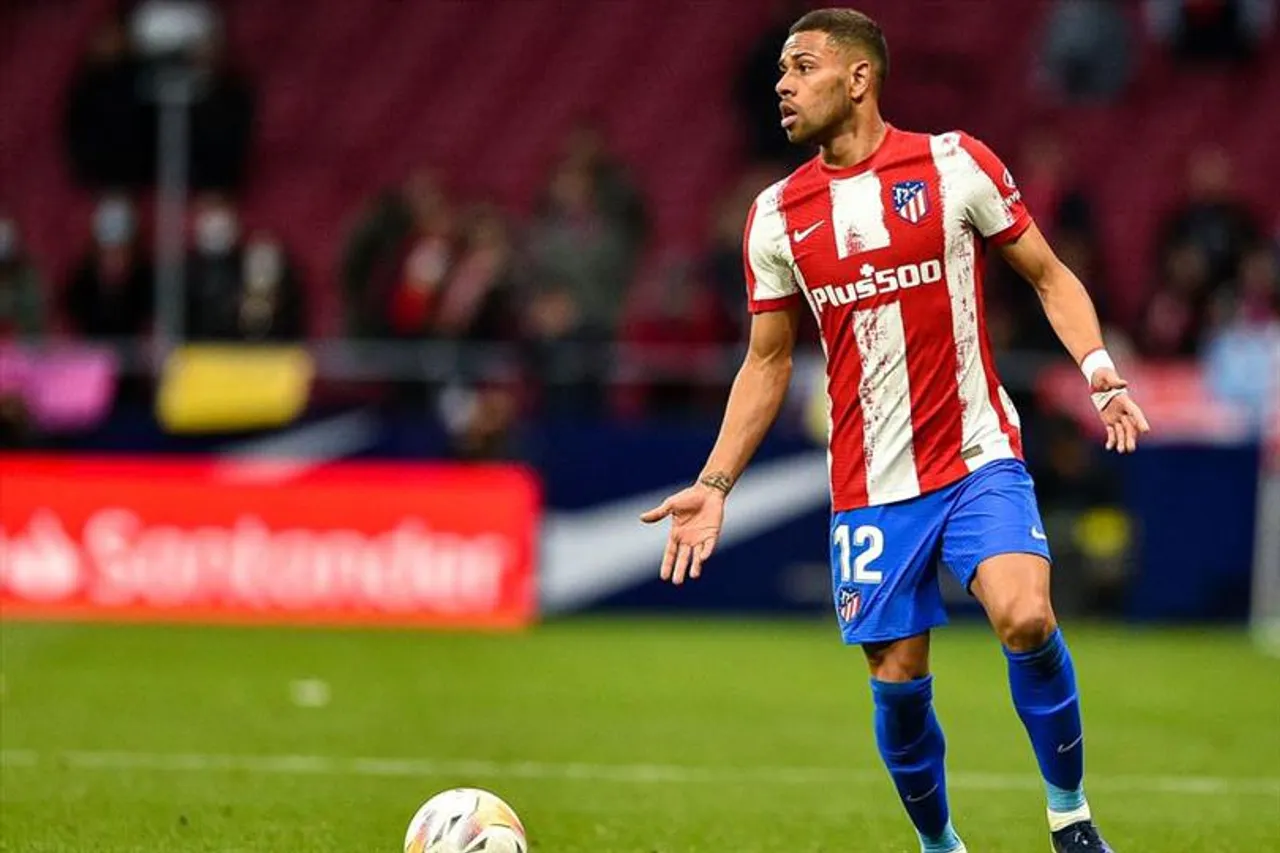 টটেনহ্যাম ম্যাচের আগে সই করাল নট্টিংহ্যাম