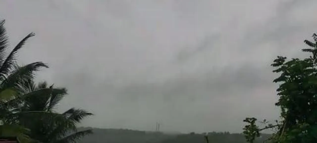 বর্ষার এমন দৃশ্যও হতে পারে!