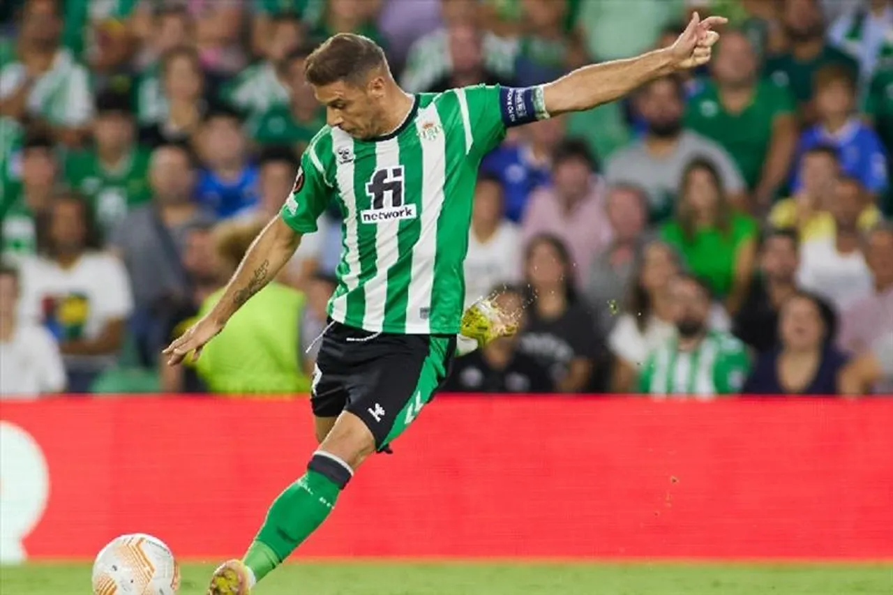 ৪১ বছর বয়সে গোল করে রেকর্ড গড়লেন রিয়াল ফুটবলার