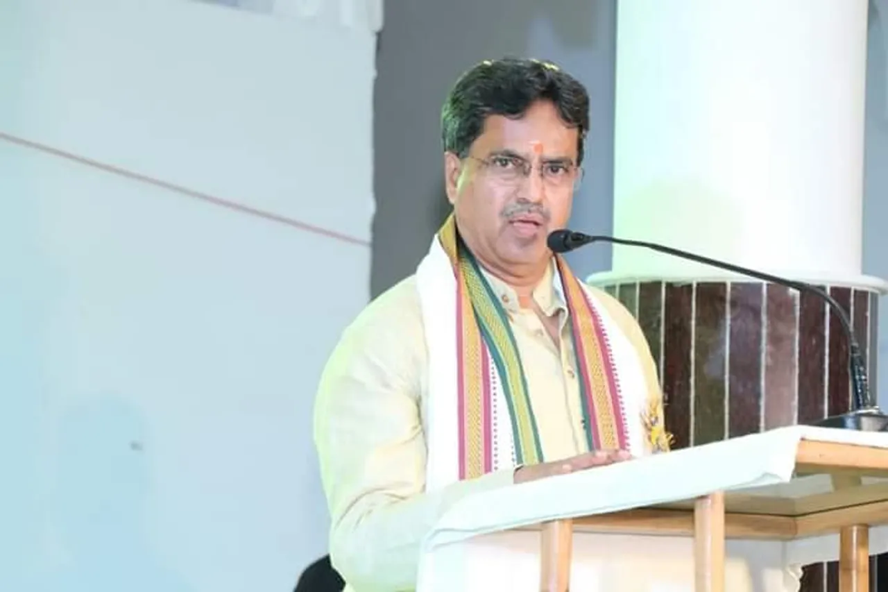 সর্দার বল্লভভাই প্যাটেলের জন্ম জয়ন্তীতে শ্রদ্ধাঞ্জলি জানালেন মানিক সাহা