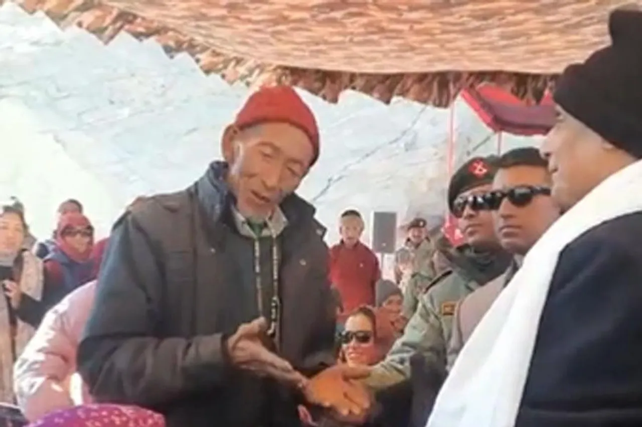 রাজনাথ সিংকে ধন্যবাদ জানালেন লাদাখের বাসিন্দা, দেখুন ভিডিও