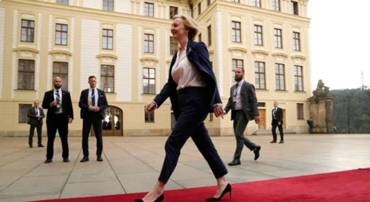 যুক্তরাজ্যের প্রধানমন্ত্রী লিজ ট্রাস পদত্যাগের ভাষণে কি বললেন?