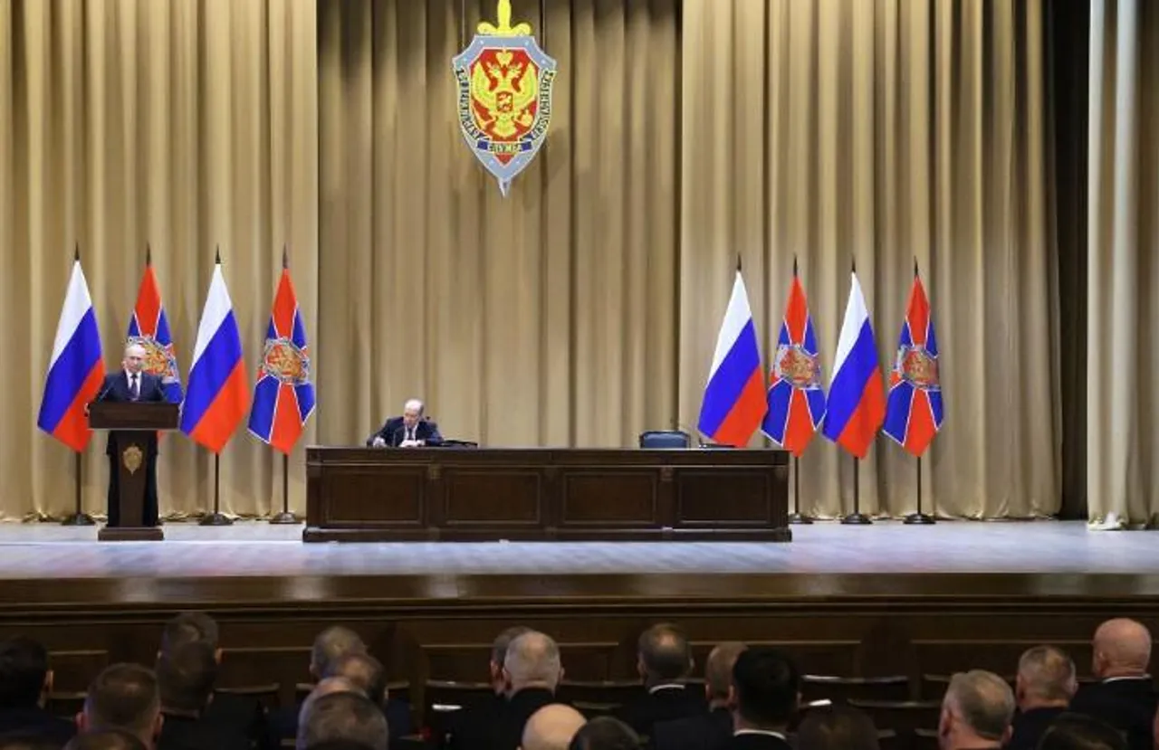 ইউক্রেনের দখলকৃত অঞ্চলে রুশ নিরাপত্তা সংস্থা স্থাপন করা উচিতঃ পুতিন