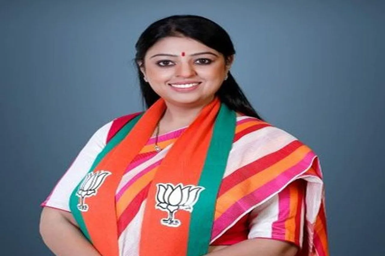 হাড্ডাহাড্ডি লড়াই, মমতার এবার কী মমতার বিরুদ্ধে জিততে পারবেন প্রিয়াঙ্কা?