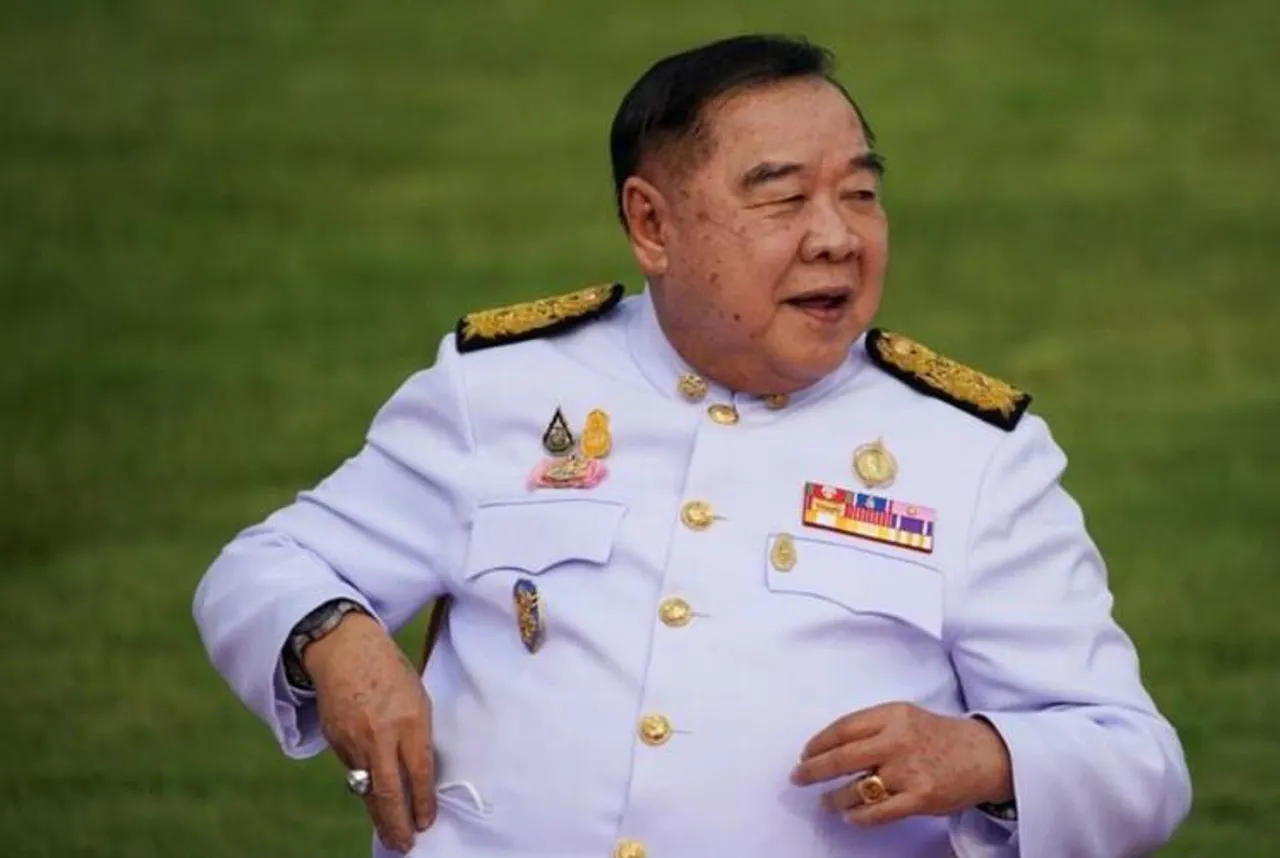 থাইল্যান্ডের ক্ষমতাসীন দল প্রবীণ প্রভিতকে প্রধানমন্ত্রী প্রার্থী হিসাবে বেছে নিয়েছে