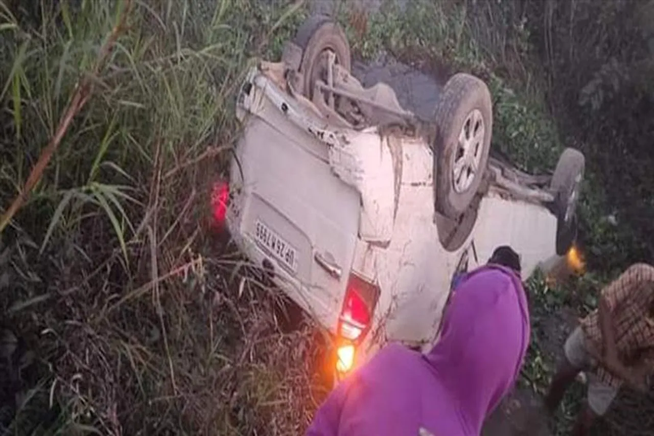 ভয়াবহ পথ দুর্ঘটনার বলি ৫, দেখুন ভিডিও