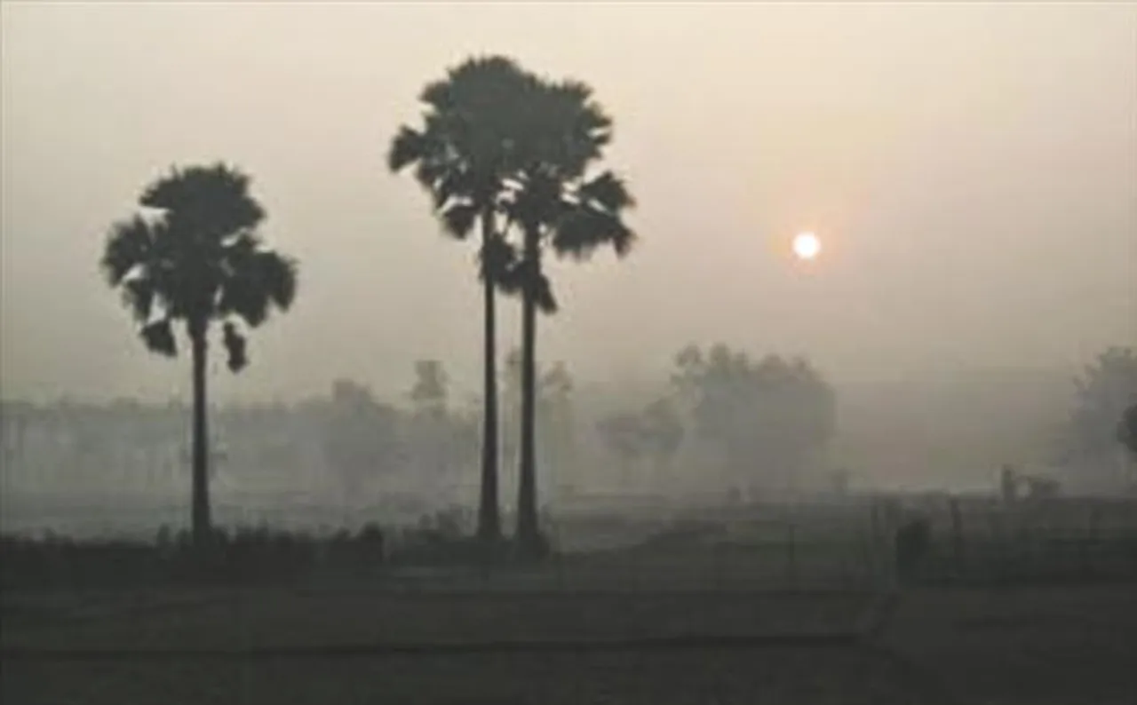 শীতের আমেজ সপ্তাহের শেষে, আরও কয়েক ডিগ্রি নিম্নমুখী পারদ