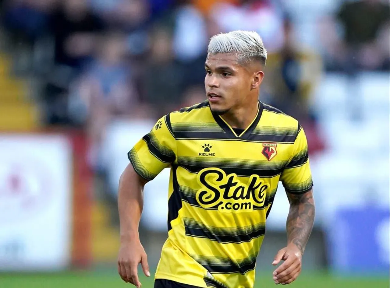 ইংলিশ প্রিমিয়ার লিগঃ অভিষেকের ম্যাচেই অনন্য রেকর্ড গড়লেন ওয়াটফোর্ডের কুচো হার্নান্দেজ