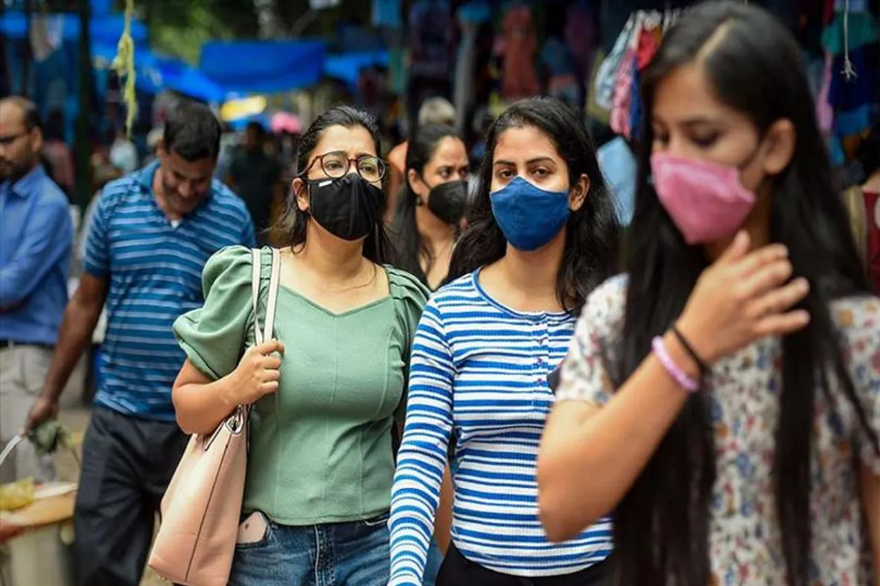 একদিনে সুস্থ হয়ে উঠেছেন ১৬ হাজার ২৫১ জন