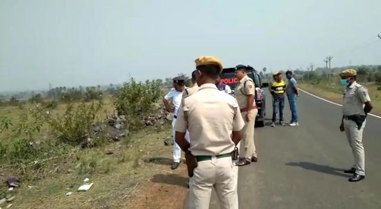 ফিজিওথেরাপিস্টের ক্ষত বিক্ষত মৃতদেহ উদ্ধার সালানপুরে, এলাকায় চাঞ্চল্য