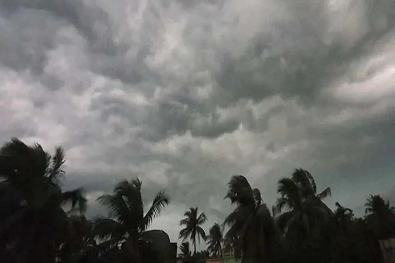 অতি ভারী বৃষ্টির পূর্বাভাস