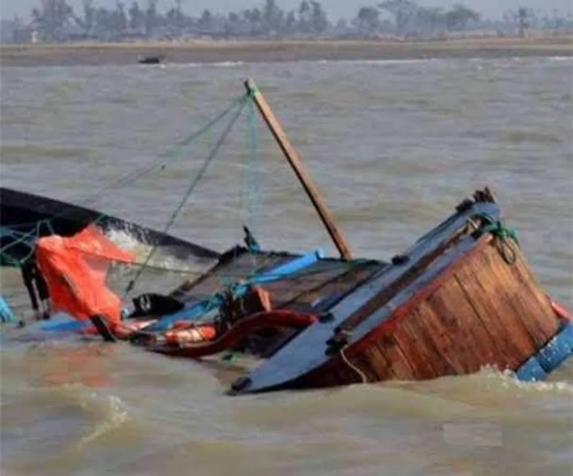 বারবন্দিয়া নদী ঘাটে নৌকা ডুবি