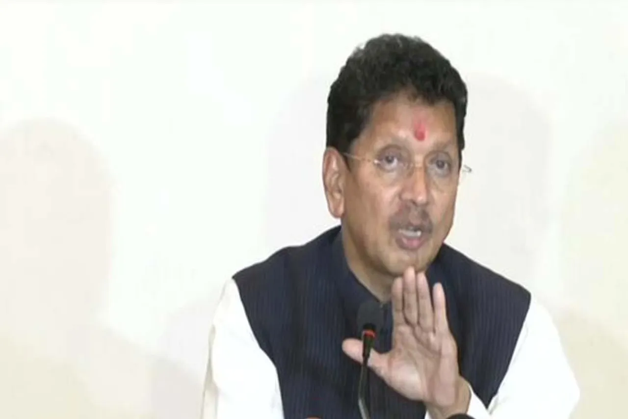 মুখ্যমন্ত্রী একনাথ শিন্ডে, মুখ খুললেন শিবসেনা বিধায়ক দীপক কেসারকর