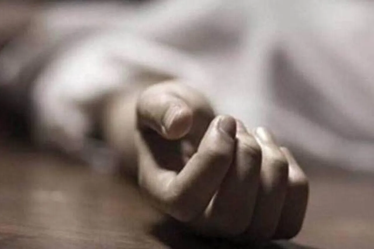 সপ্তমীর দুপুরে মর্মান্তিক মৃত্যু