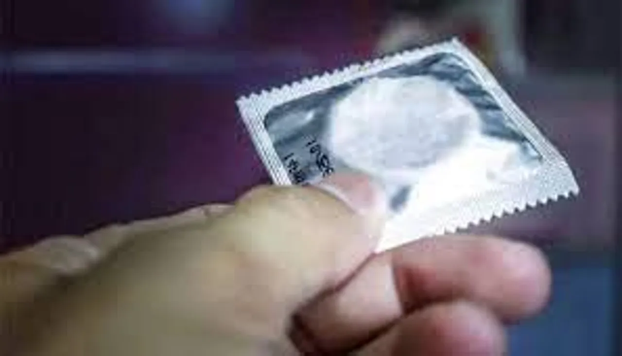 আল্ট্রা থিন কনডমে এত অবসেসড কেন পুরুষরা ?