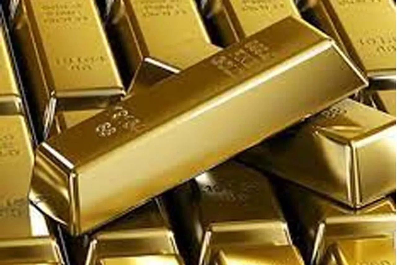 ইম্ফাল বিমানবন্দরে ২৩ লক্ষ টাকার সোনা উদ্ধার