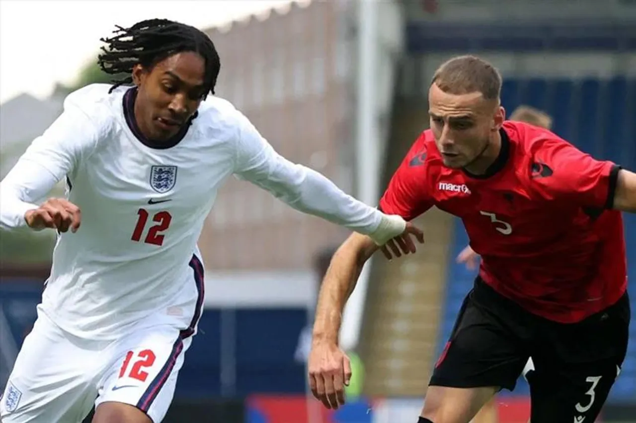 টটেনহ্যামেই ডিজেড স্পেন্স