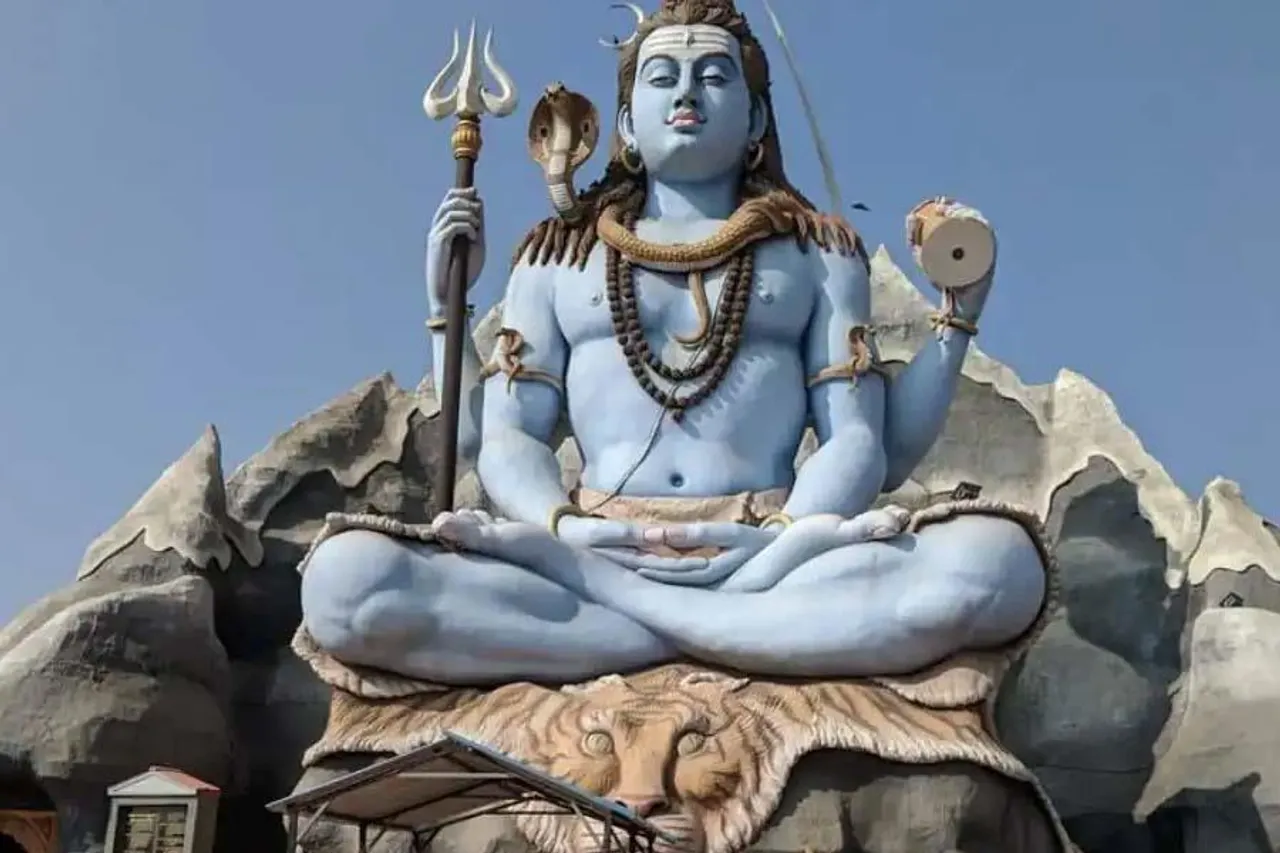 আপনি কি জানেন যে শিবরাত্রির প্রথম পুজো একজন পুরুষ করেছিল?