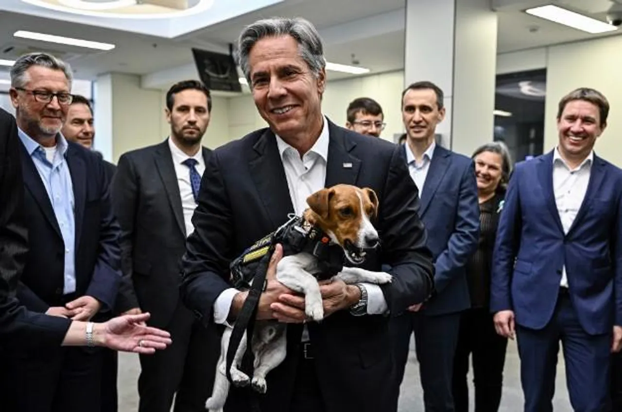 ইউক্রেন এবং অন্যান্য আঞ্চলিক দেশগুলোর নিরাপত্তা জোরদার করতে আরও ২ বিলিয়ন ডলার প্রদান করতে ইচ্ছুক যুক্তরাষ্ট্র