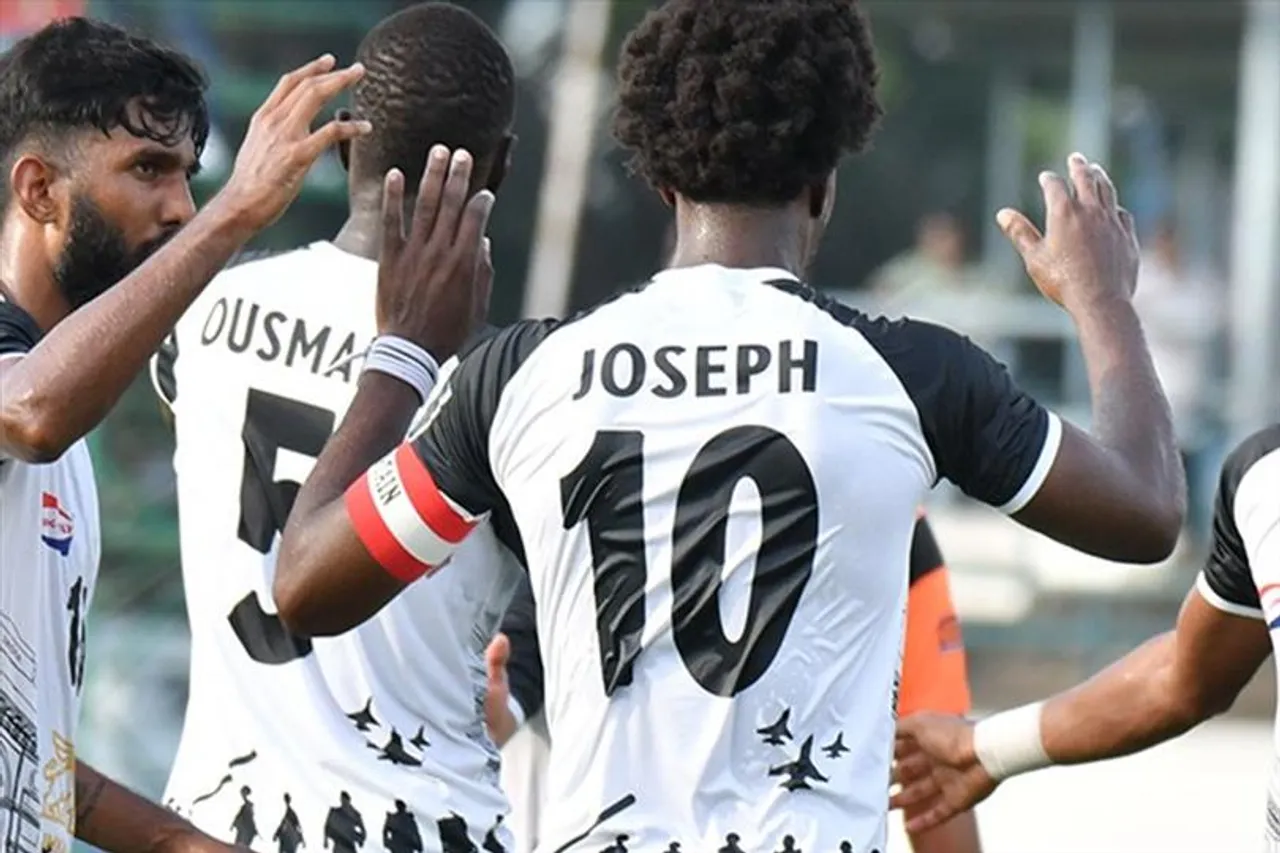 বড় ব্যবধানে জয় পেল মহামেডান