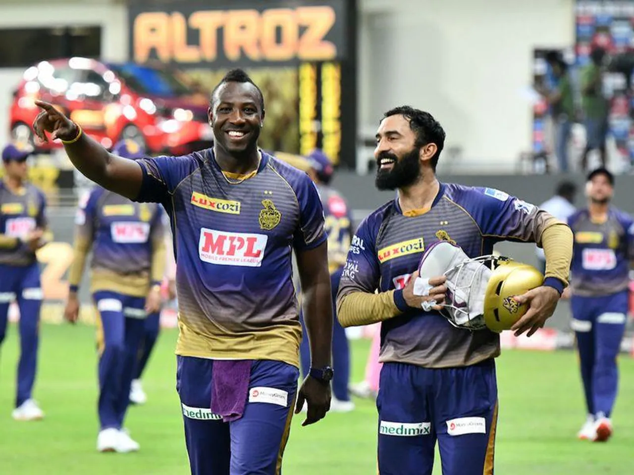 স্টেডিয়ামের উদ্দেশ্যে রওনা দিলেন নাইটরা