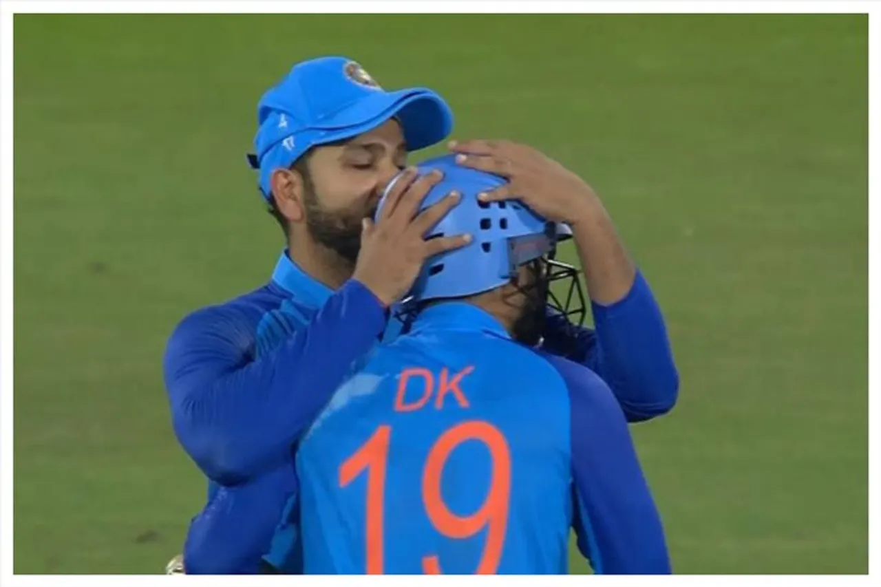 রোহিত শর্মার উদ্দেশ্যে আবেগপূর্ণ পোস্ট দীনেশ কার্তিকের