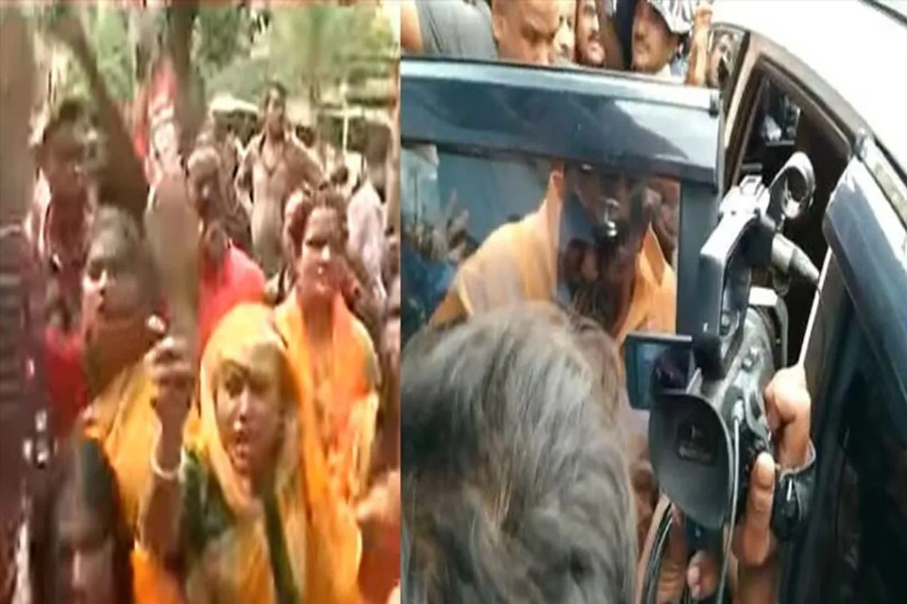 অনুব্রতকে জুতো দেখালেন উত্তেজিত জনতা