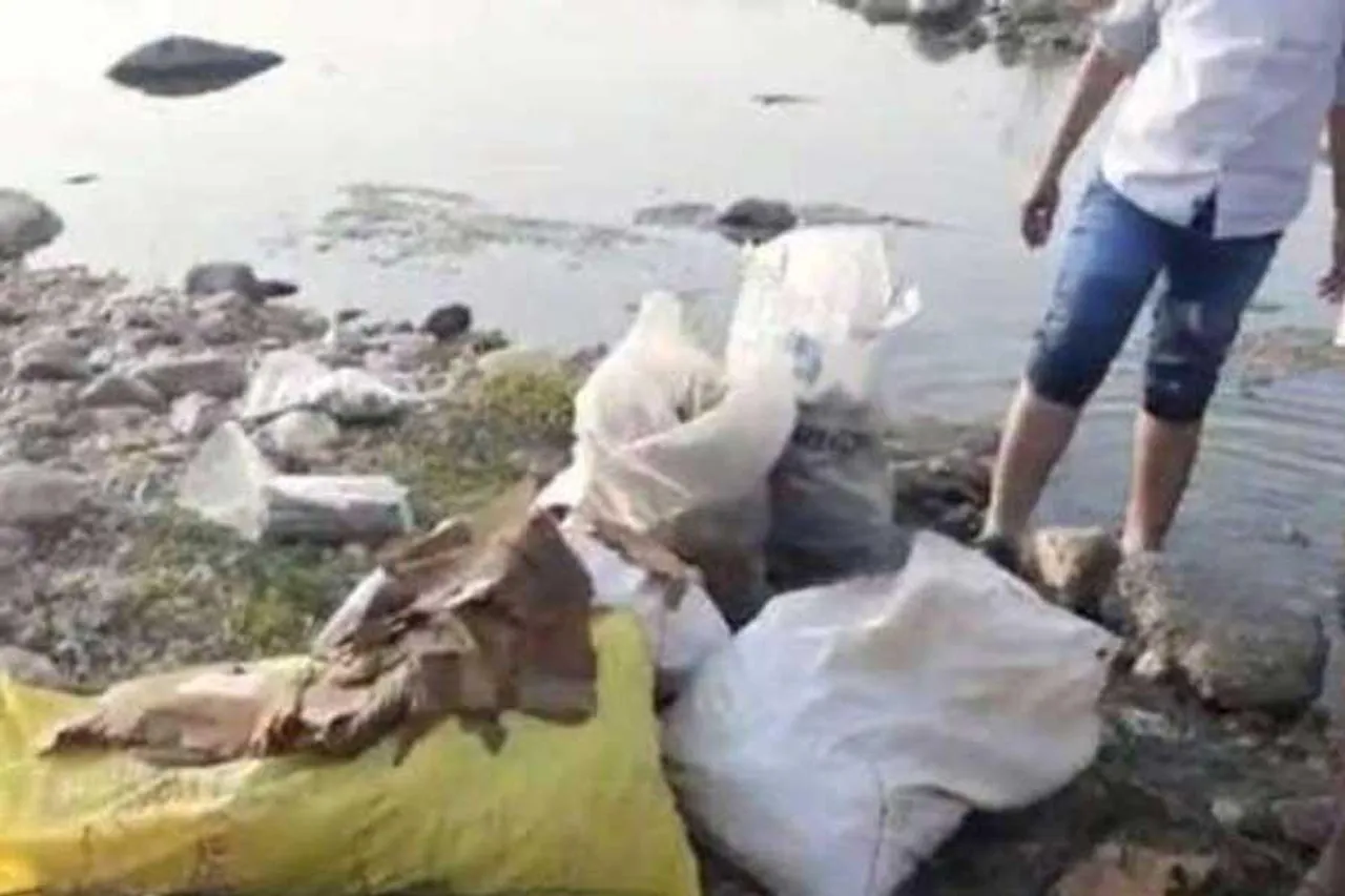 নদী থেকে উদ্ধার ১৮৫ কেজি বিস্ফোরক