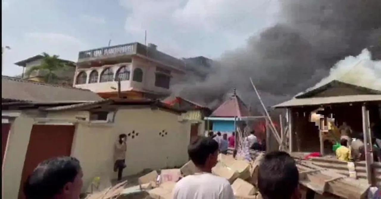 বোকাজানের বাজার এলাকায় অগ্নিকাণ্ড