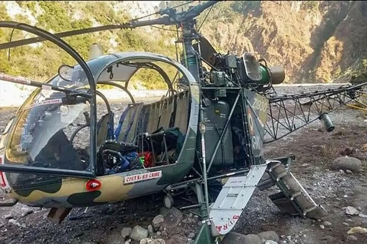 হেলিকপ্টার দুর্ঘটনায় নিহত ২ পাইলট