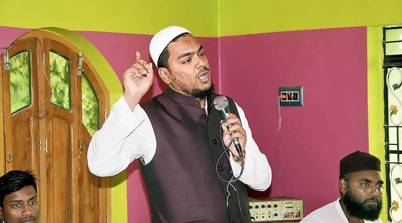 উস্কানিমূলক মন্তব্য, আব্বাসের বিরুদ্ধে পুলিশে অভিযোগ বিজেপি'র