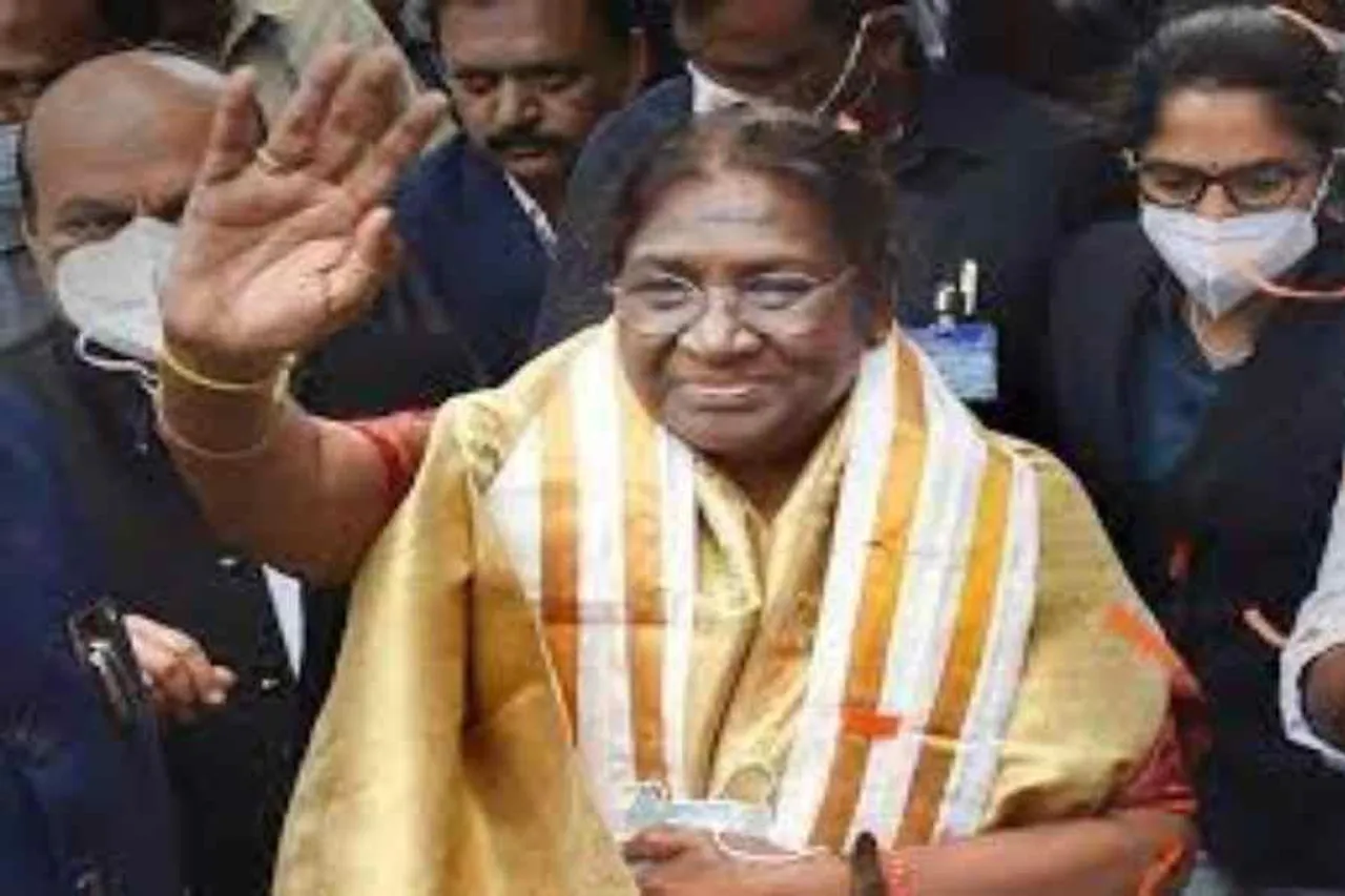 রাষ্ট্রপতি দ্রৌপদী মুর্মুর জন্য নিযুক্ত হল নয়া সচিব