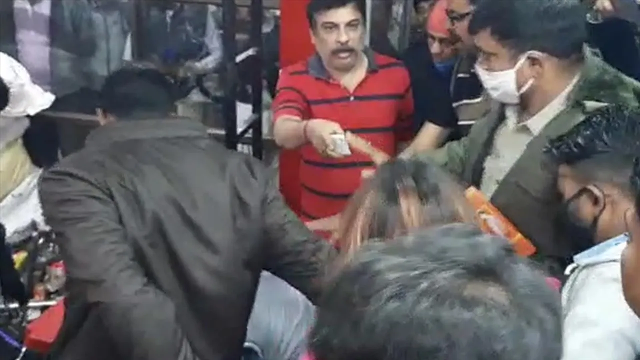 প্রেমিকাকে বিয়ে করতে অস্বীকার প্রেমিকের