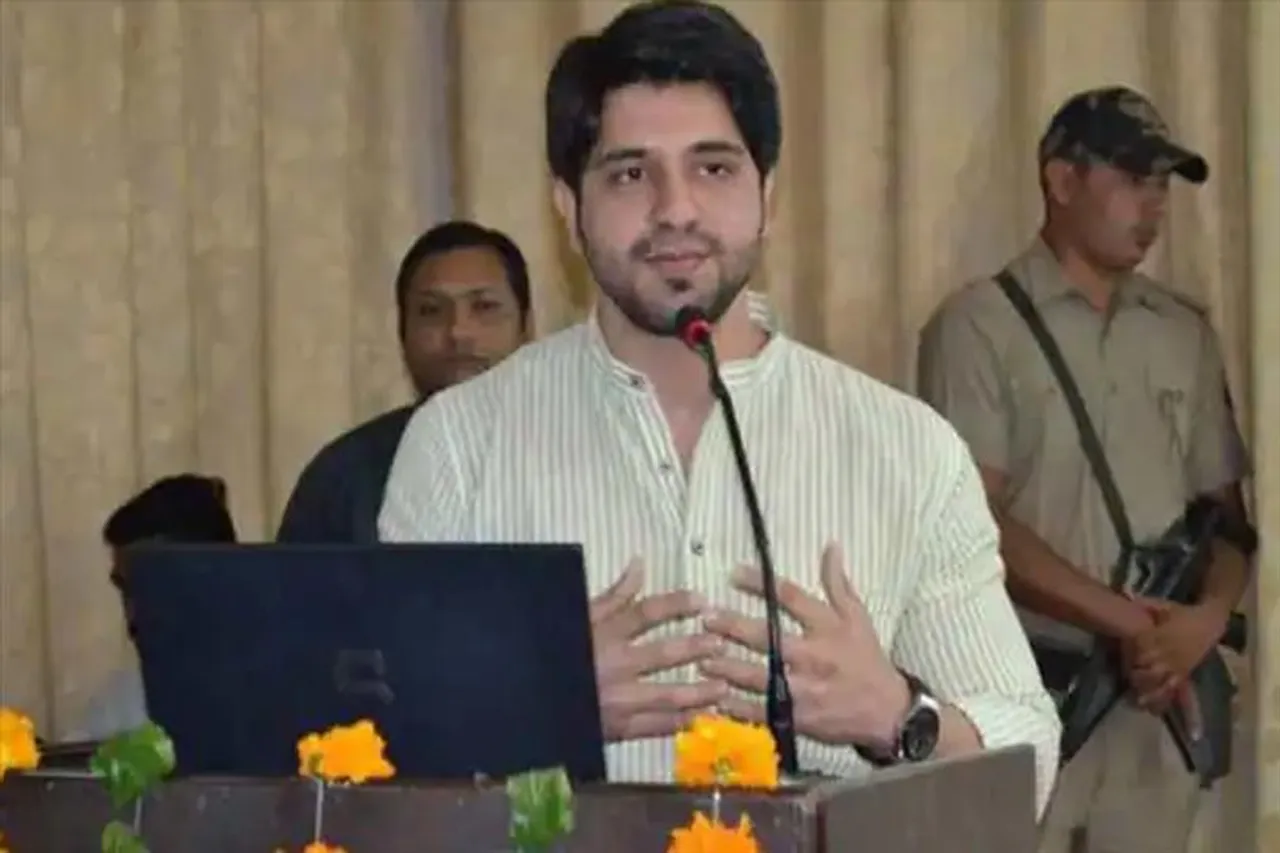 দুর্নীতির চার স্তম্ভ কংগ্রেস, তৃণমূল, শিবসেনা ও আপ!