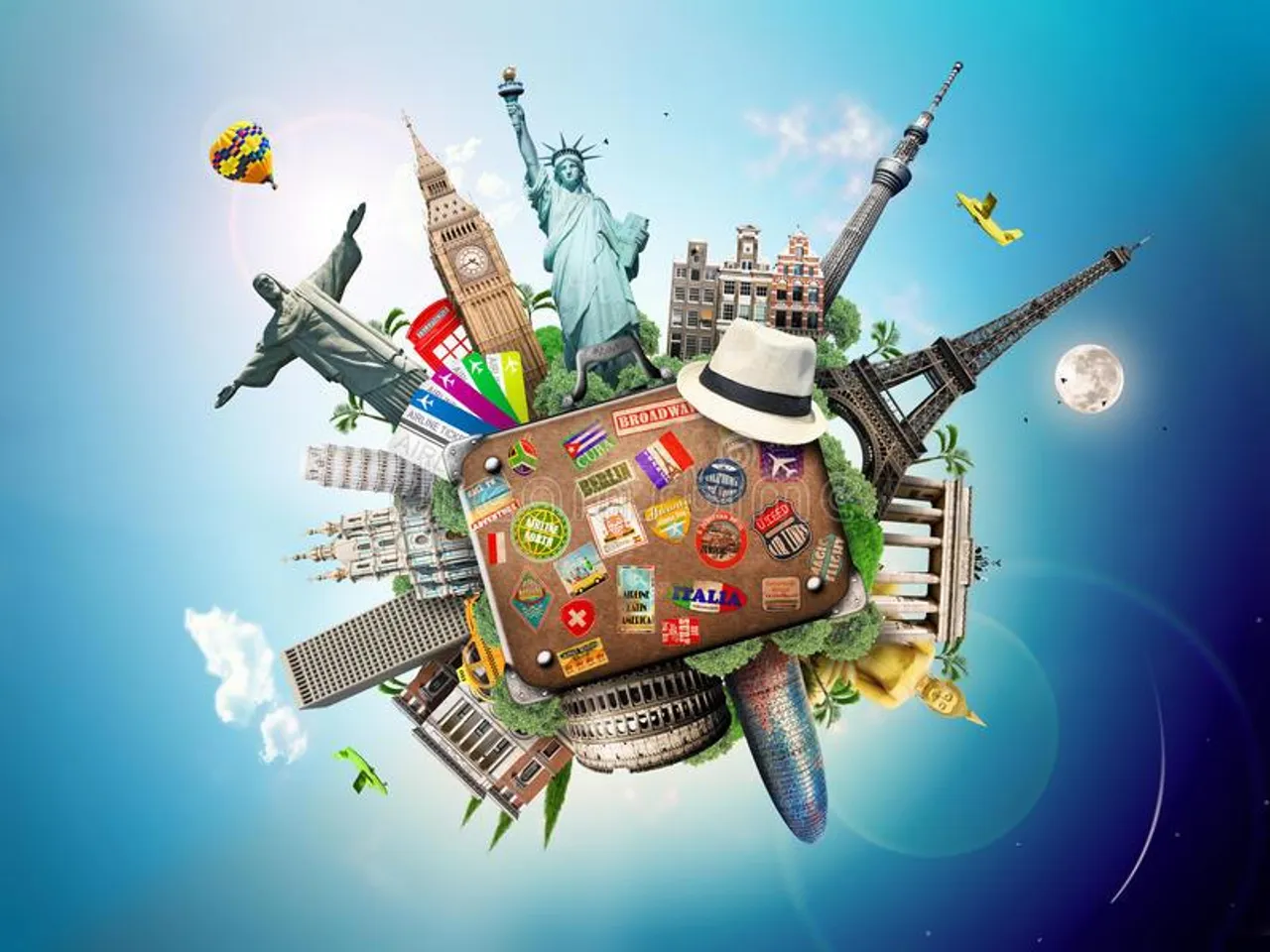 ভ্রমণের ভাগ্য কাদের ভালো?