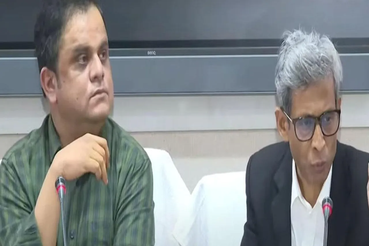 স্বচ্ছ ফল প্রকাশের ব্যাপারে রাজ্য সরকার সচেষ্ট:  শিক্ষা দফতর